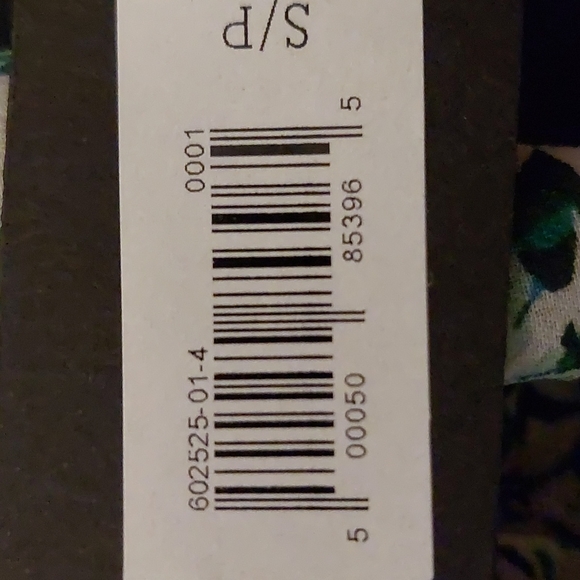 Banana Republic Animal Print Blouse Size Small - Picture 3 of 3